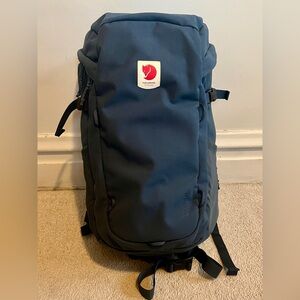 Fjallraven Ulvo 30 Backpack, Excellent Condition